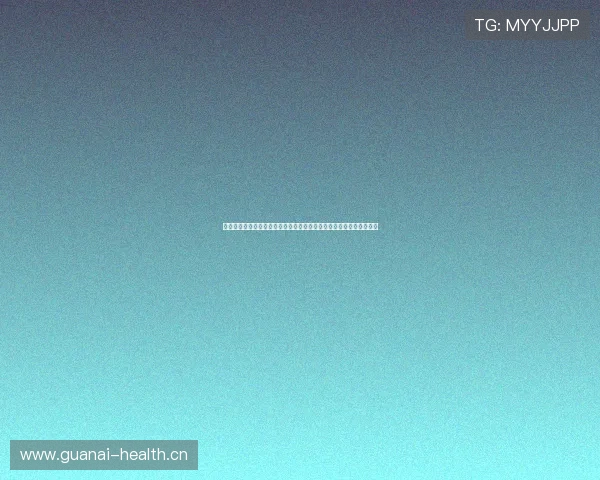 致敬巅峰时刻哈登领衔火箭燃爆全场热血海报再现航天城王朝荣光传奇